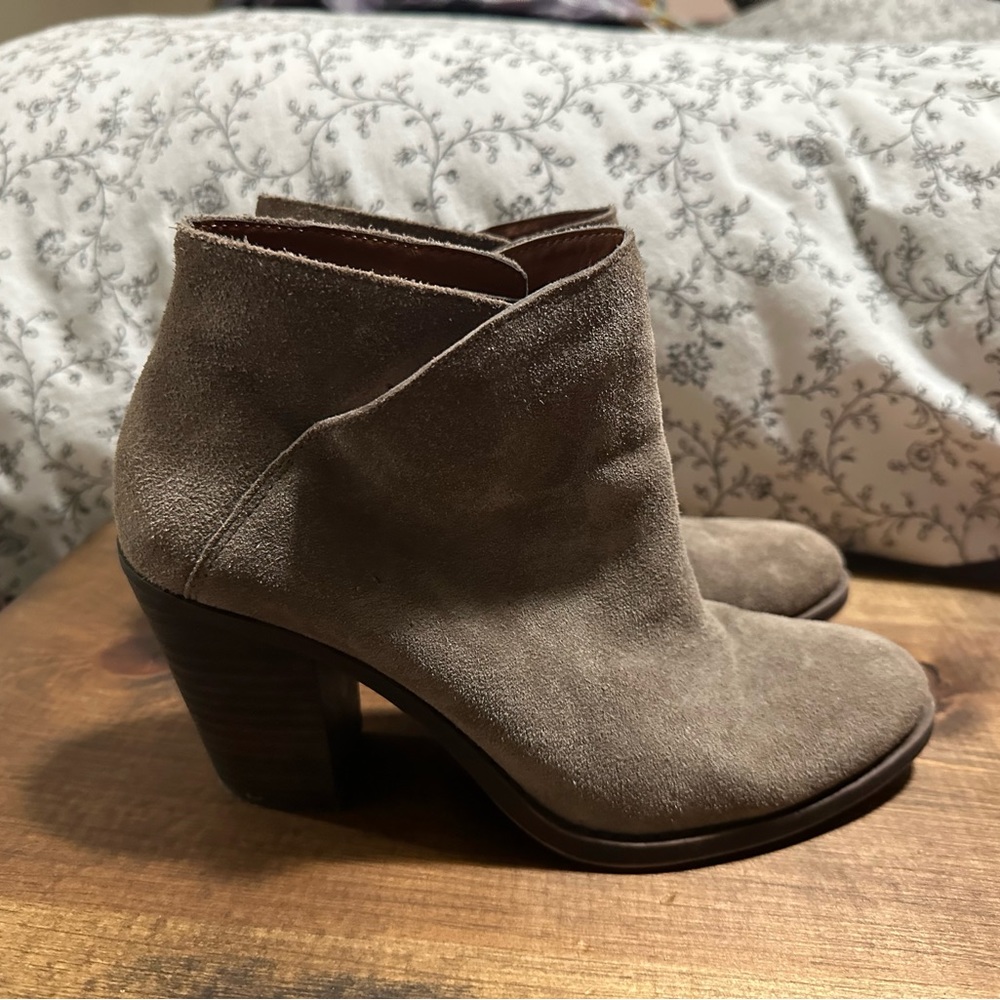 Lucky Brand boots